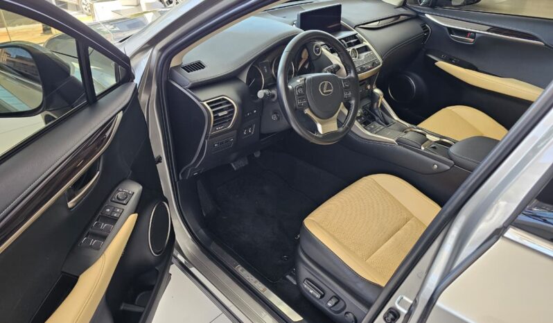 
								LEXUS NX300h / 2021 full									