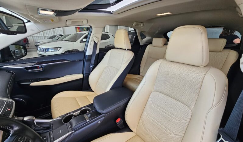 
								LEXUS NX300h / 2021 full									